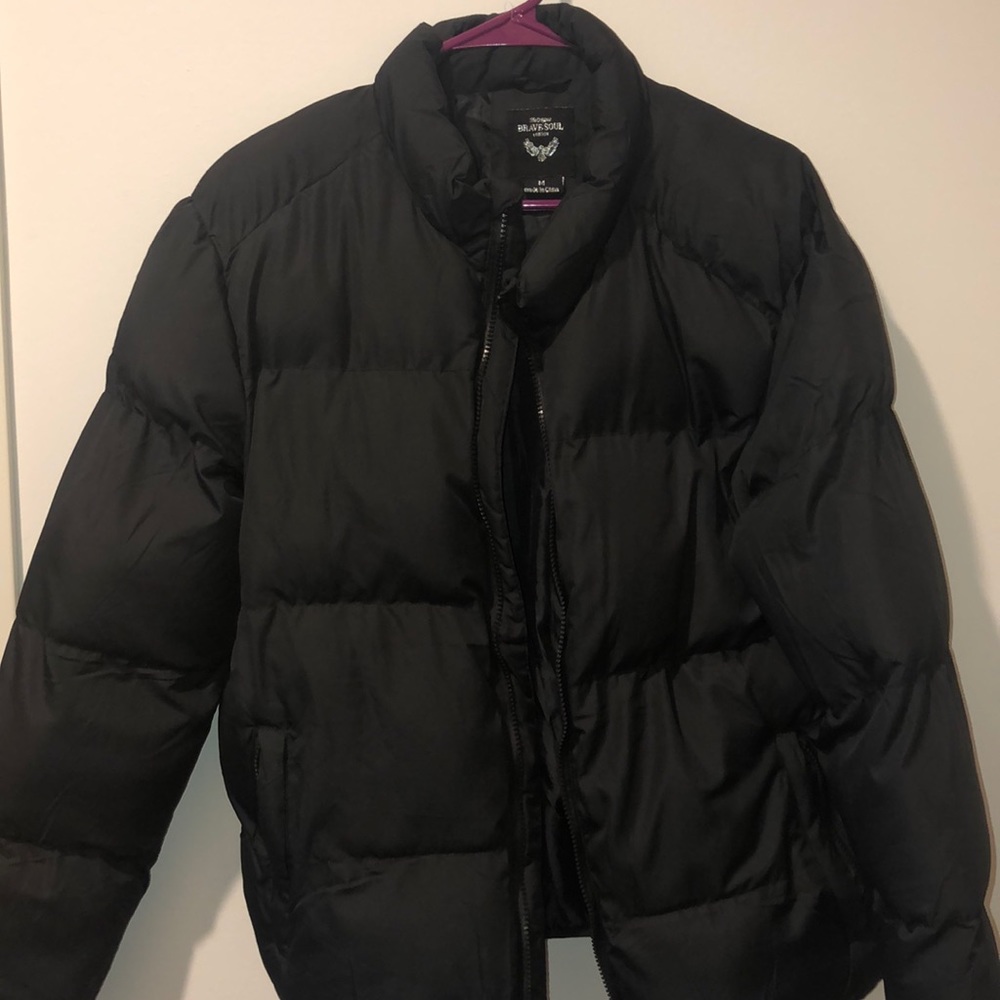 Black puffer down jacket